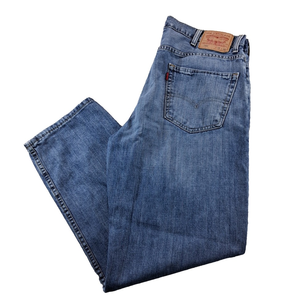 Levi's 550 Relaxed Fit Jeans Men 38x30 Blue Denim Medium Wash Whiskering Classic